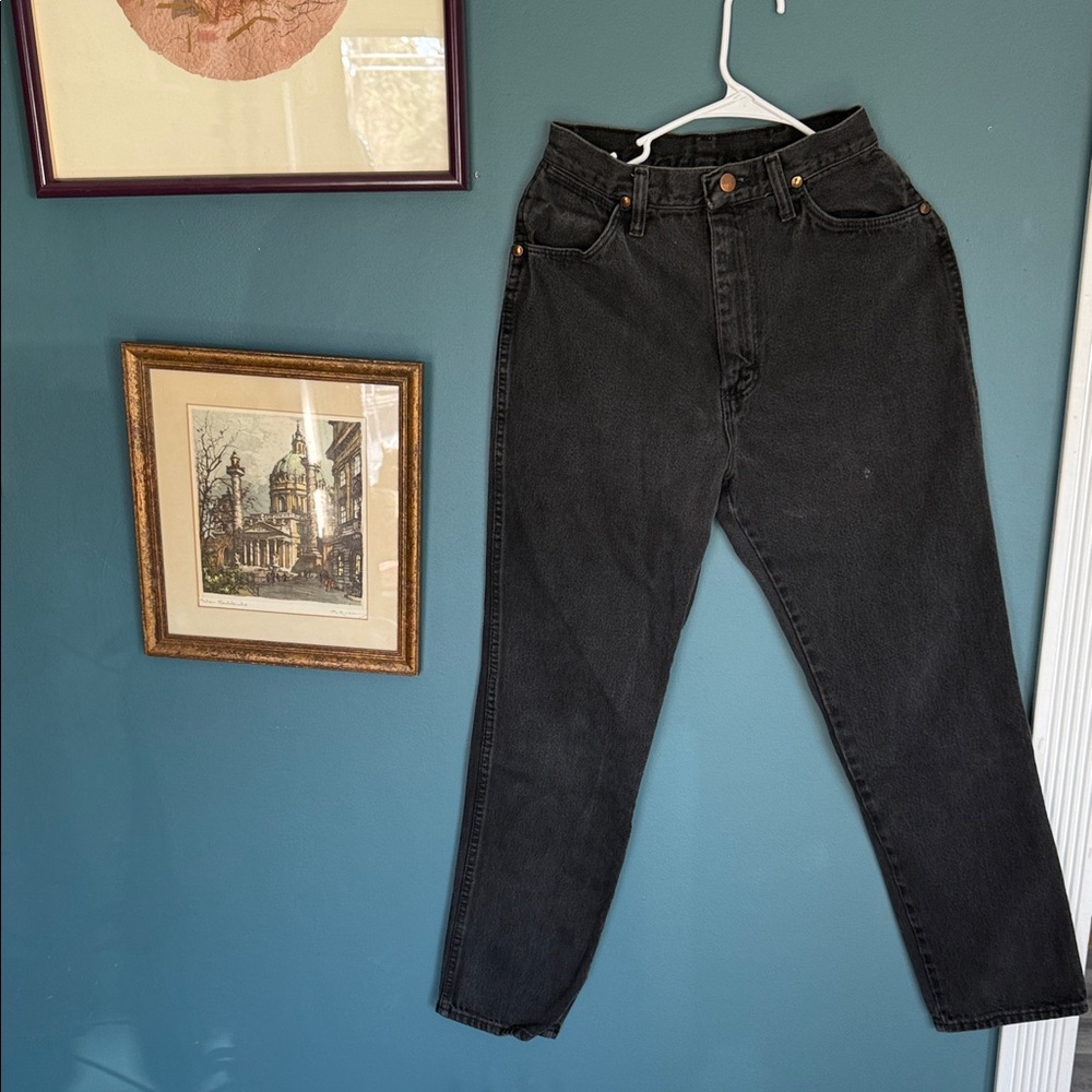 Wrangler High Rise Women's Jeans — Black